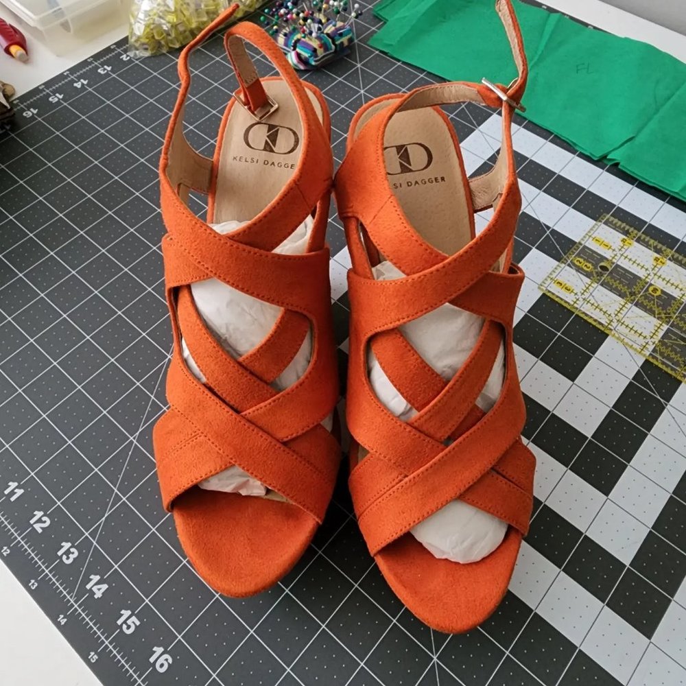 SOLD+×÷Orange Kelsi Dagger wedge sandals